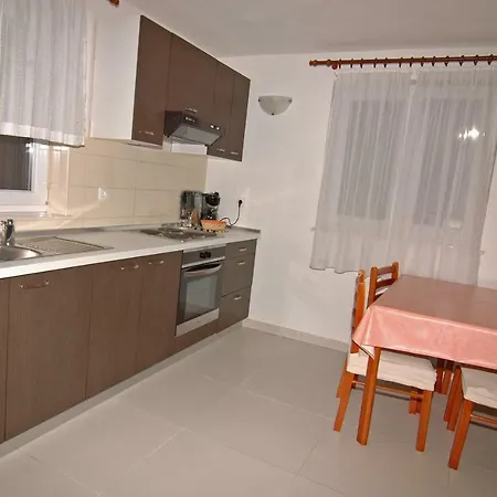 Urem Biograd Na Moru