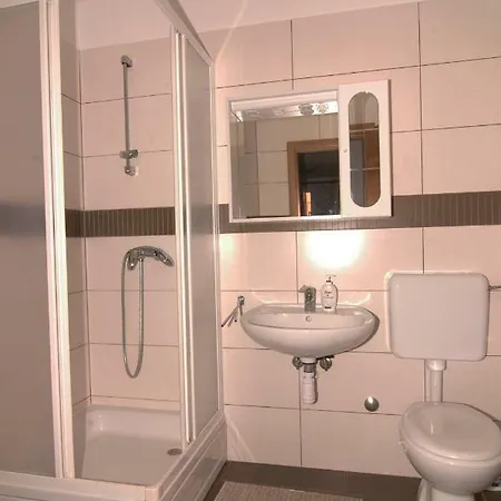Urem Apartman Biograd Na Moru